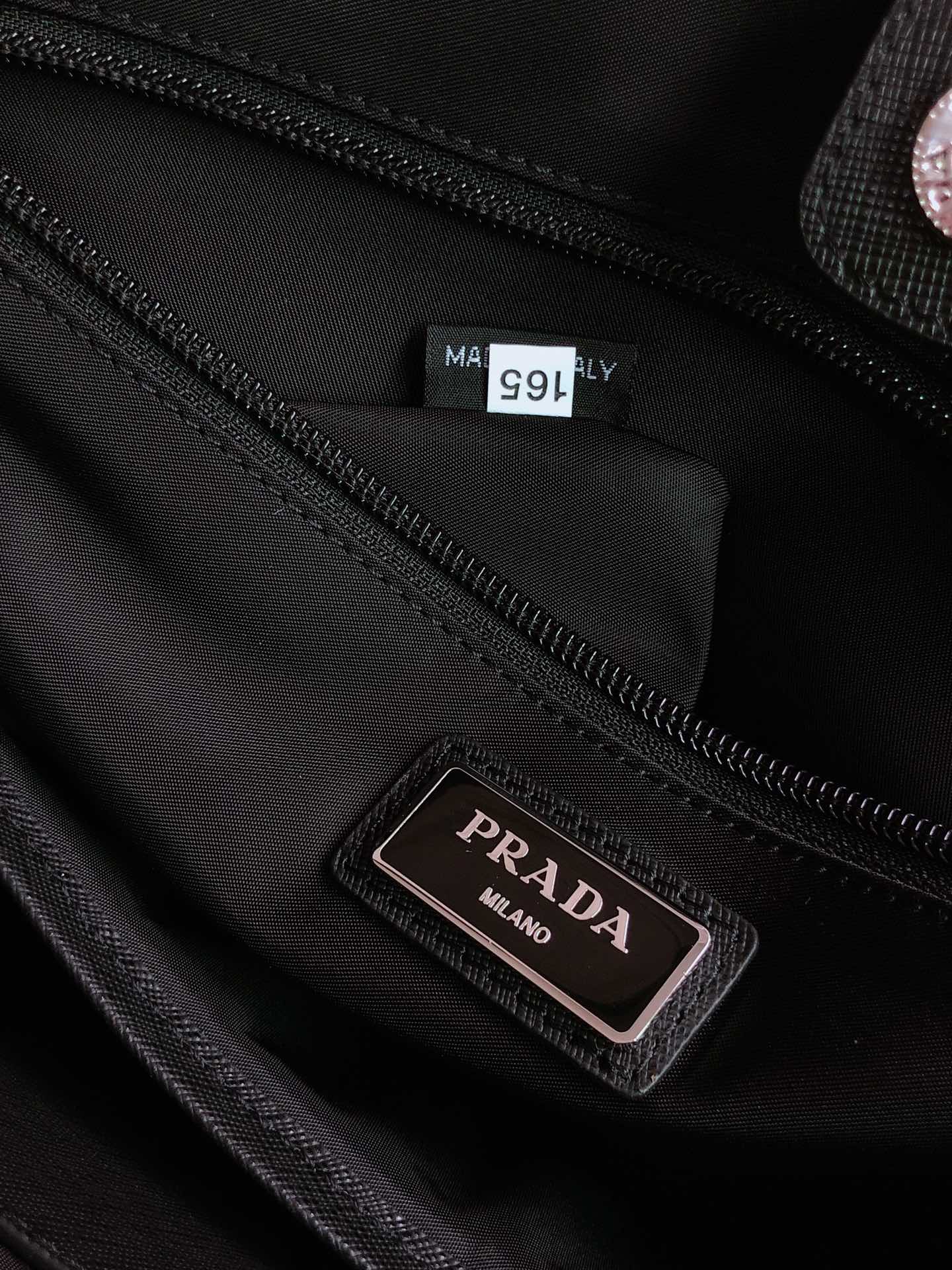 TOTE BAG 38 IN BLACK RE-NYLON AND SAFFIANO LEATHER TRIM mysite