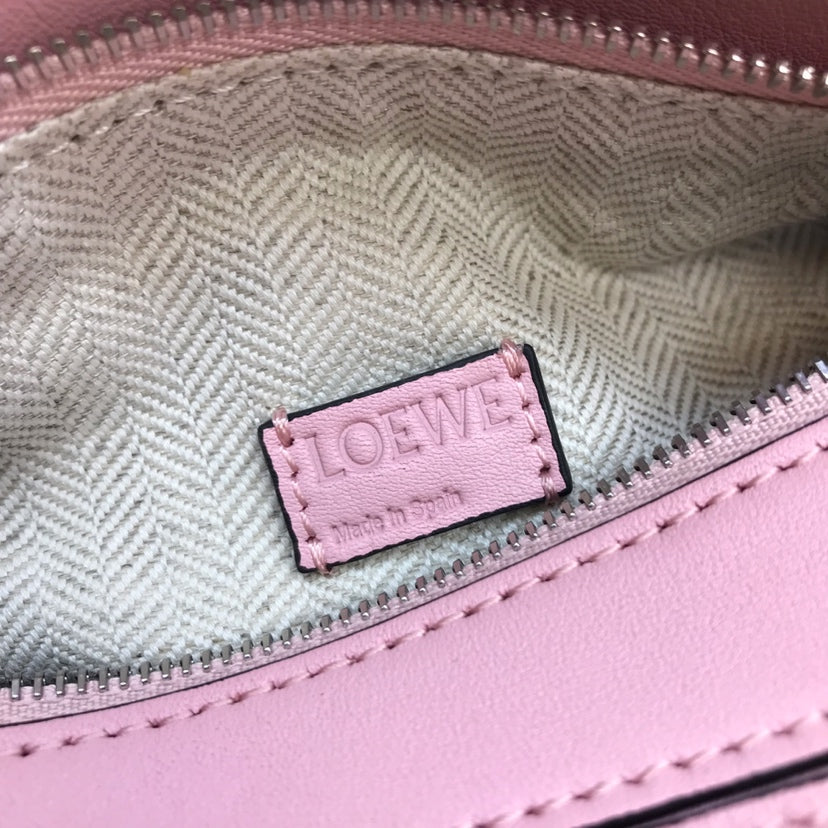 LOE MINI 18 PUZZLE BAG IN BRIGHT PINK CALFSKIN mysite