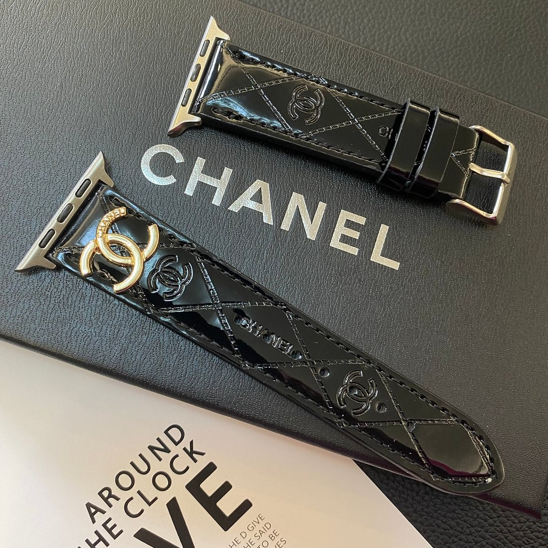 Glossy Leather Apple Watch Strap Luxury Metal Logo mysite