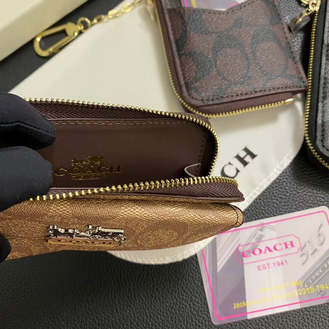 Chic CO Timeless Classic Card Holder Wallet with Sleek Design-s mysite