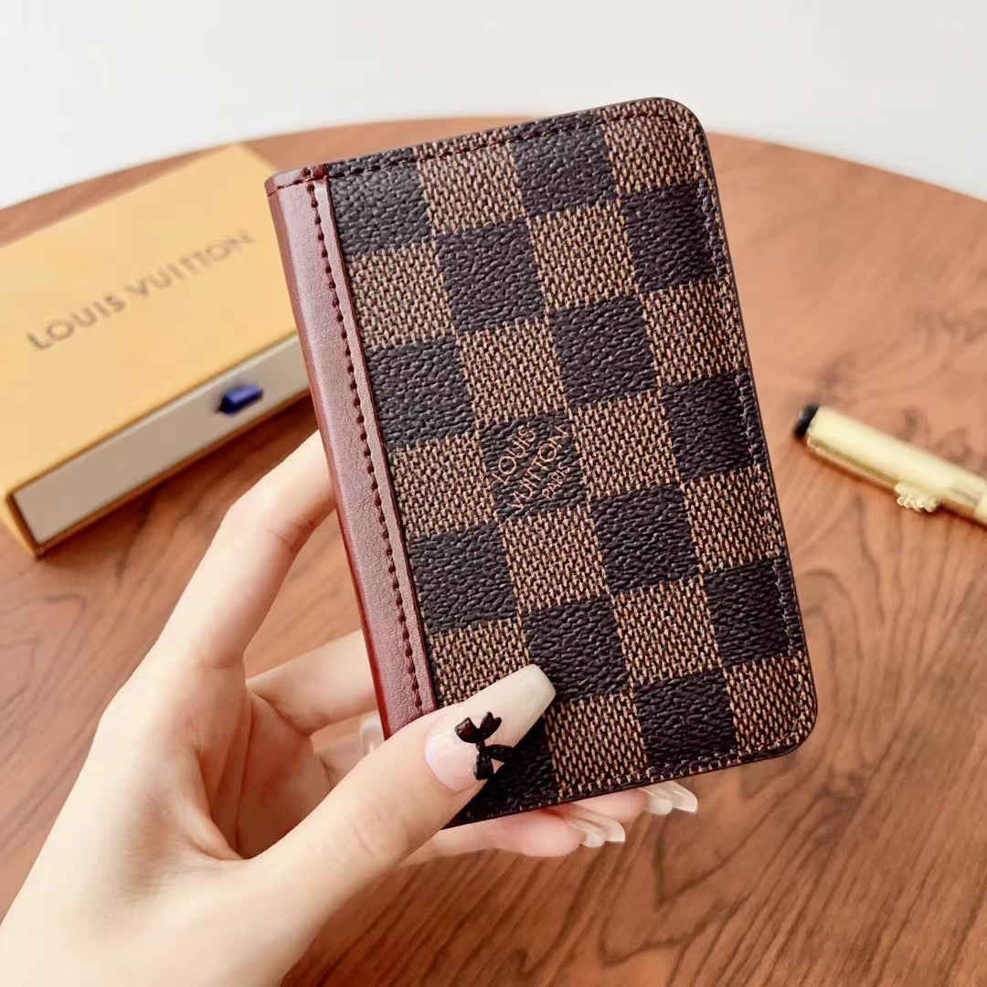 Elegant LV Checkered & Monogram Wallets-1 mysite