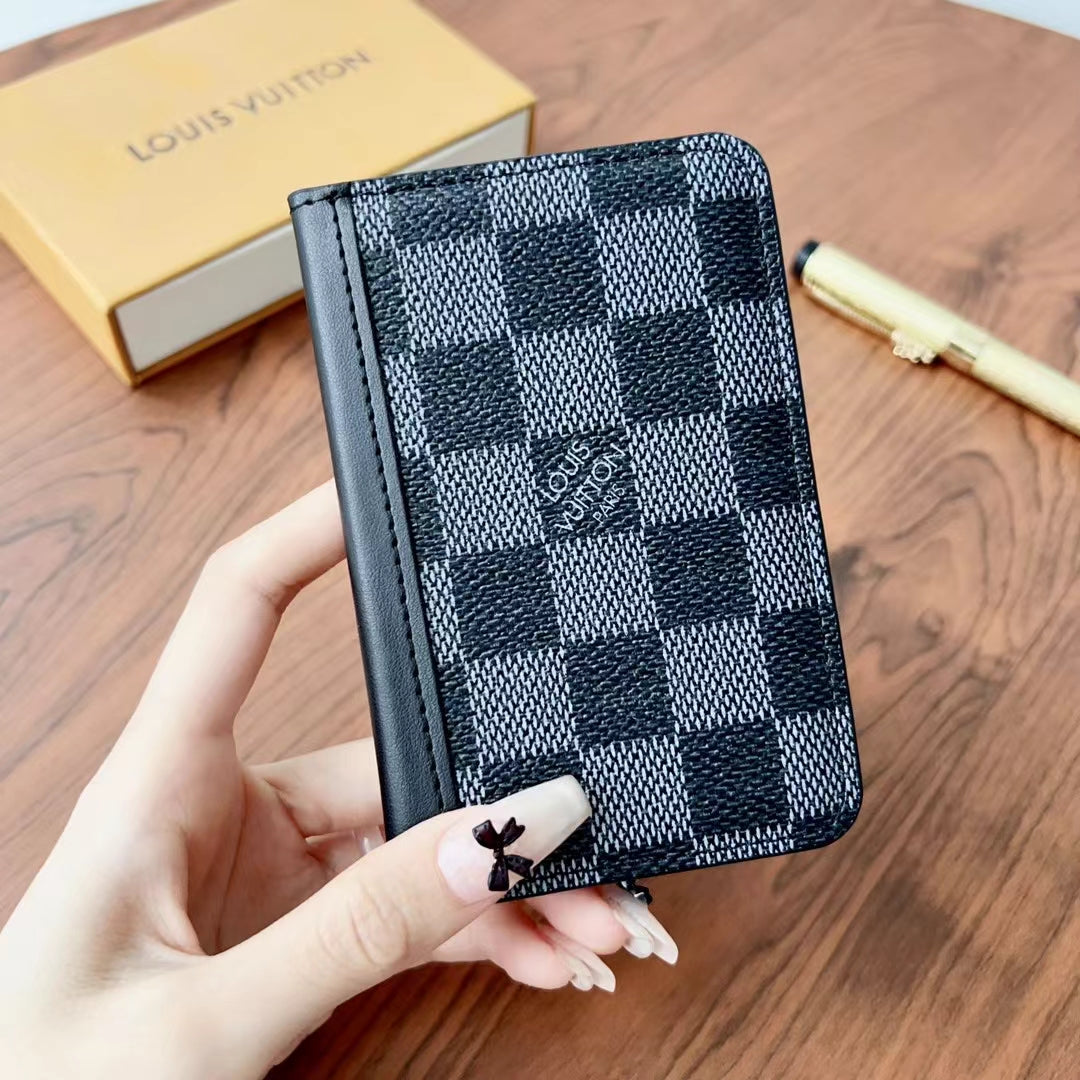 Elegant LV Checkered & Monogram Wallets-1 mysite