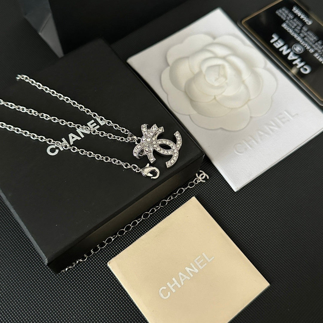 Diamond Bow Logo Pendant Necklace mysite