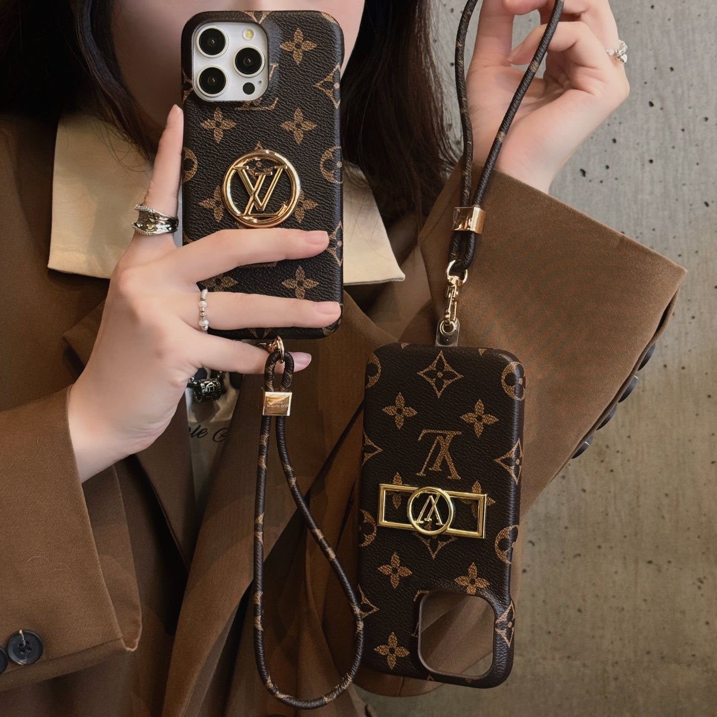 Lou Card Holder Chain iPhone Case mysite