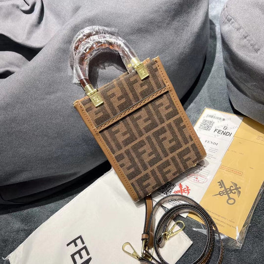 Leather Hand bag for the Modern Sophisticate mysite