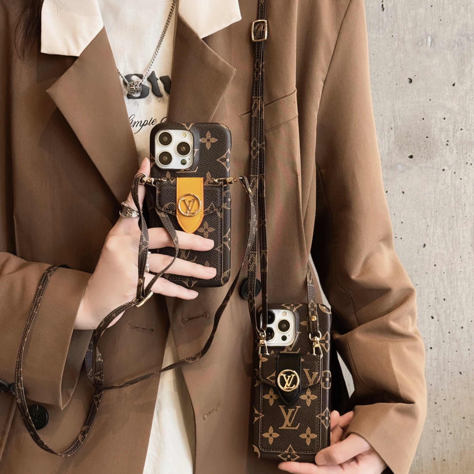 Lou Card Holder Chain iPhone Case mysite