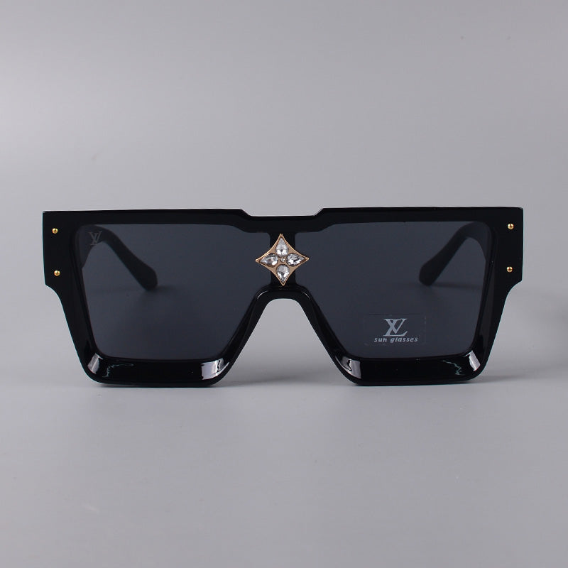 Luxury Large Frame Fashion Sunglasses—82978 Luxcases.shop