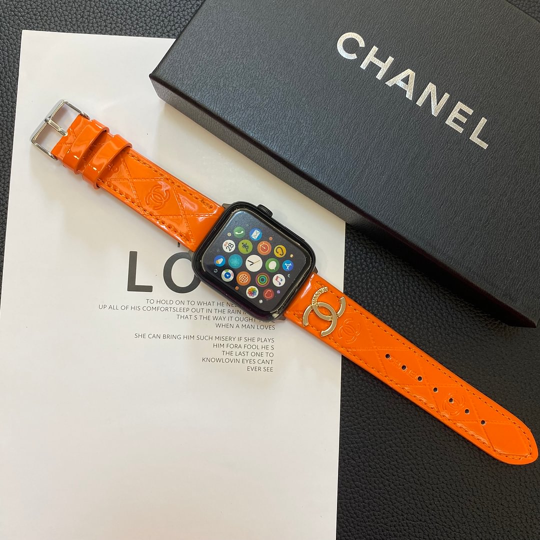 Glossy Leather Apple Watch Strap Luxury Metal Logo mysite