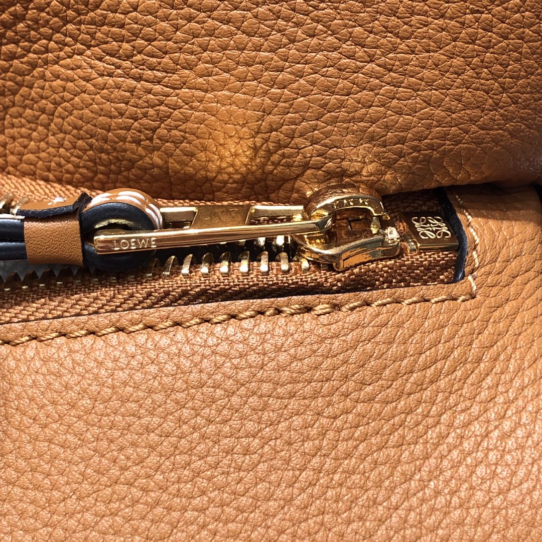 SMALL PUZZLE 24 BAG IN CLASSIC WARM DESERT CALFSKIN mysite