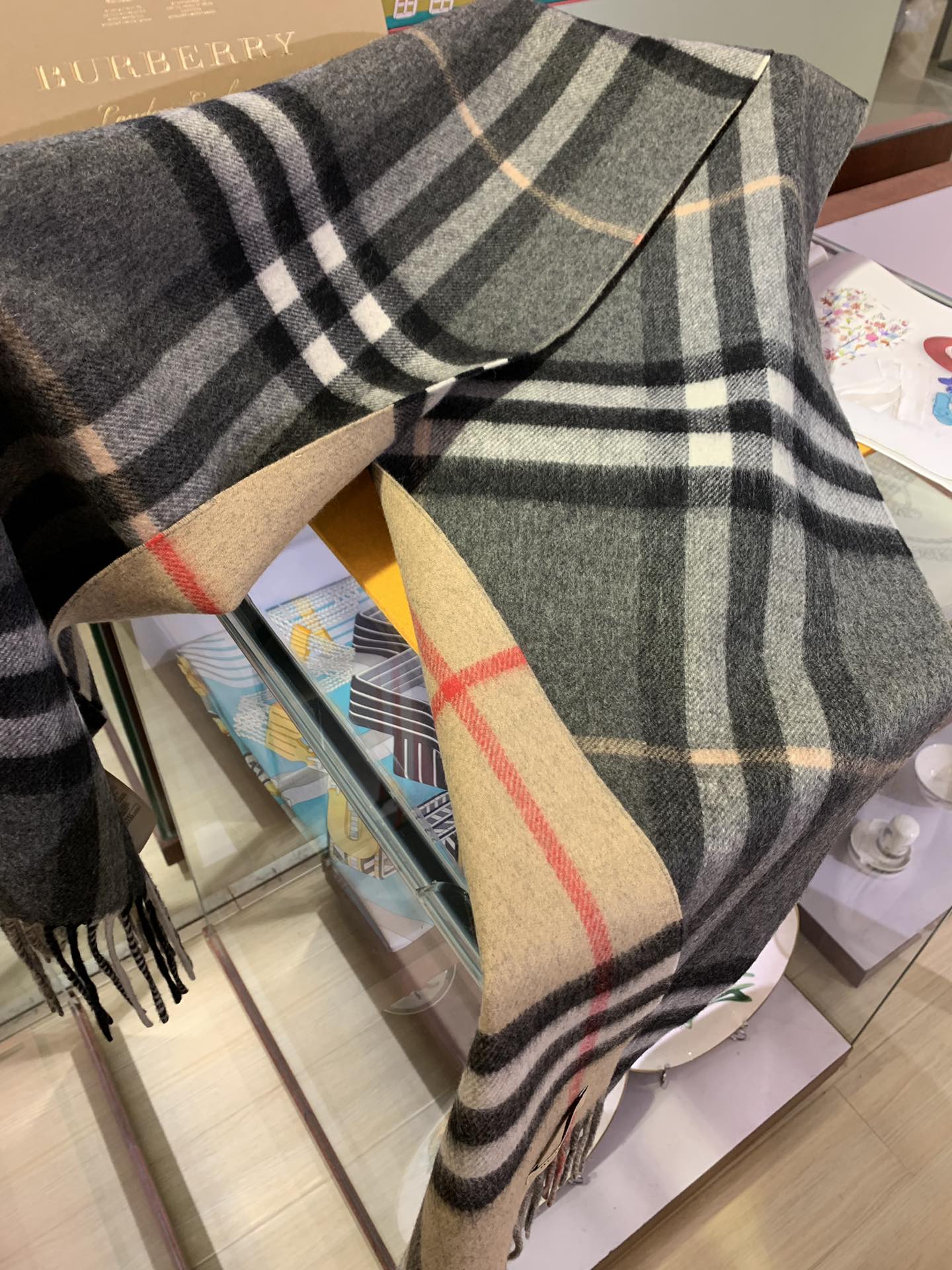 LONG SCARF 250 CM IN BLACK AND BEIGE CASHMERE 410474 mysite