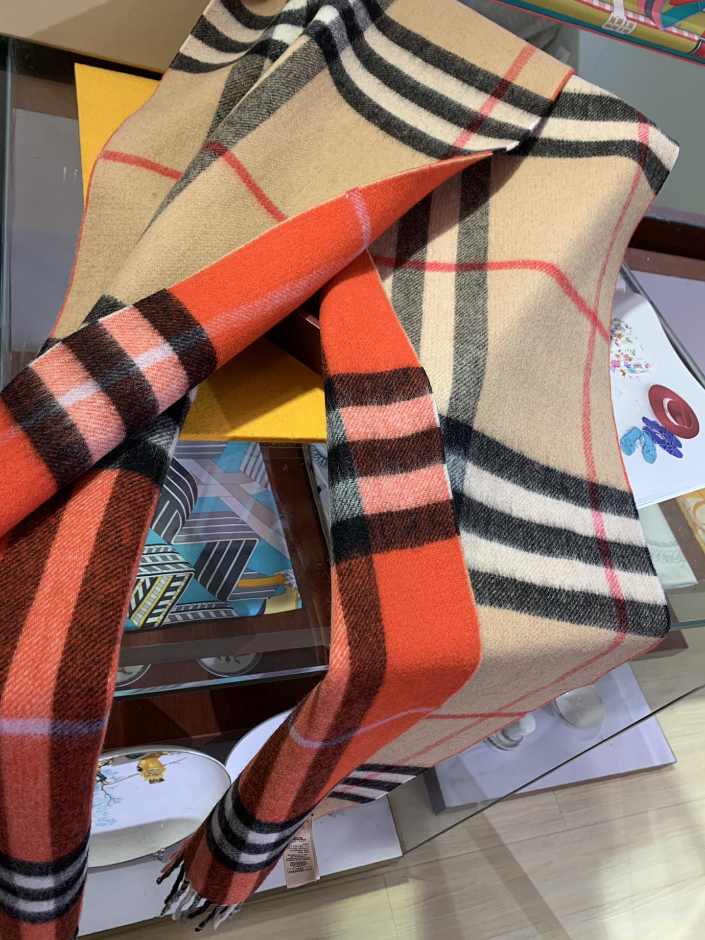 LONG SCARF 250 CM IN TIGER ORANGE AND BEIGE CASHMERE 410473 mysite