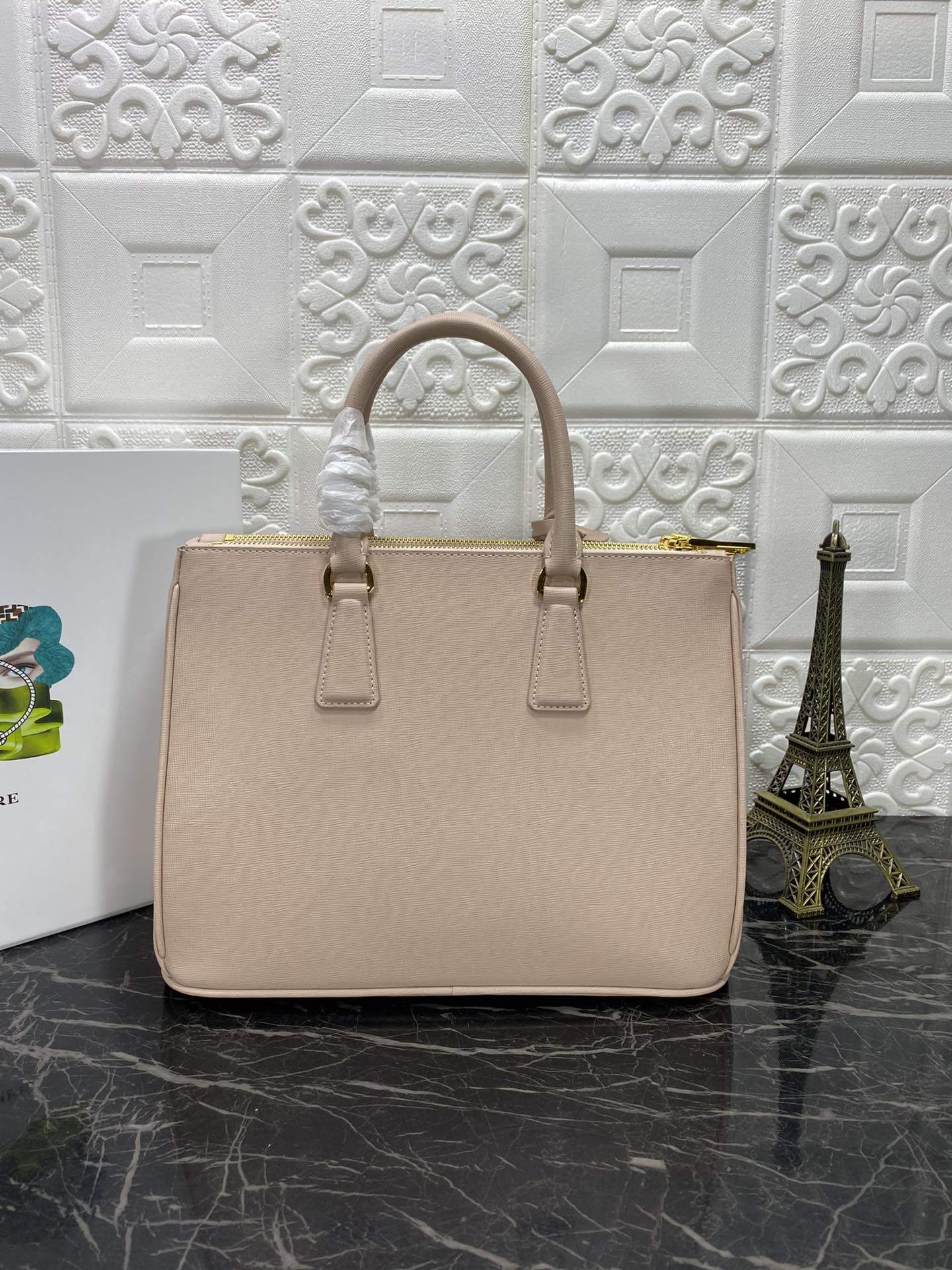 PRA GALLERIA 32 BAG IN BEIGE SAFFIANO LEATHER mysite