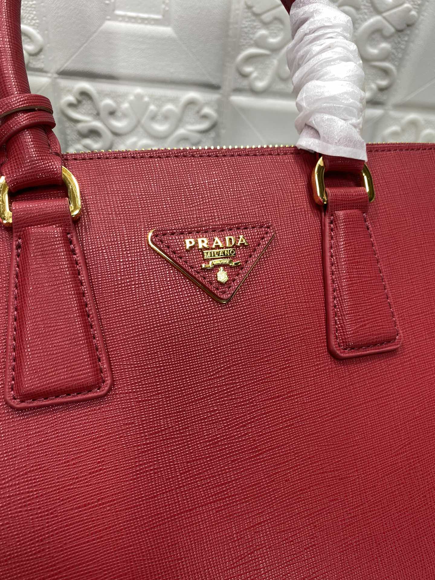 PRA GALLERIA 32 BAG IN CHERRY RED SAFFIANO LEATHER mysite