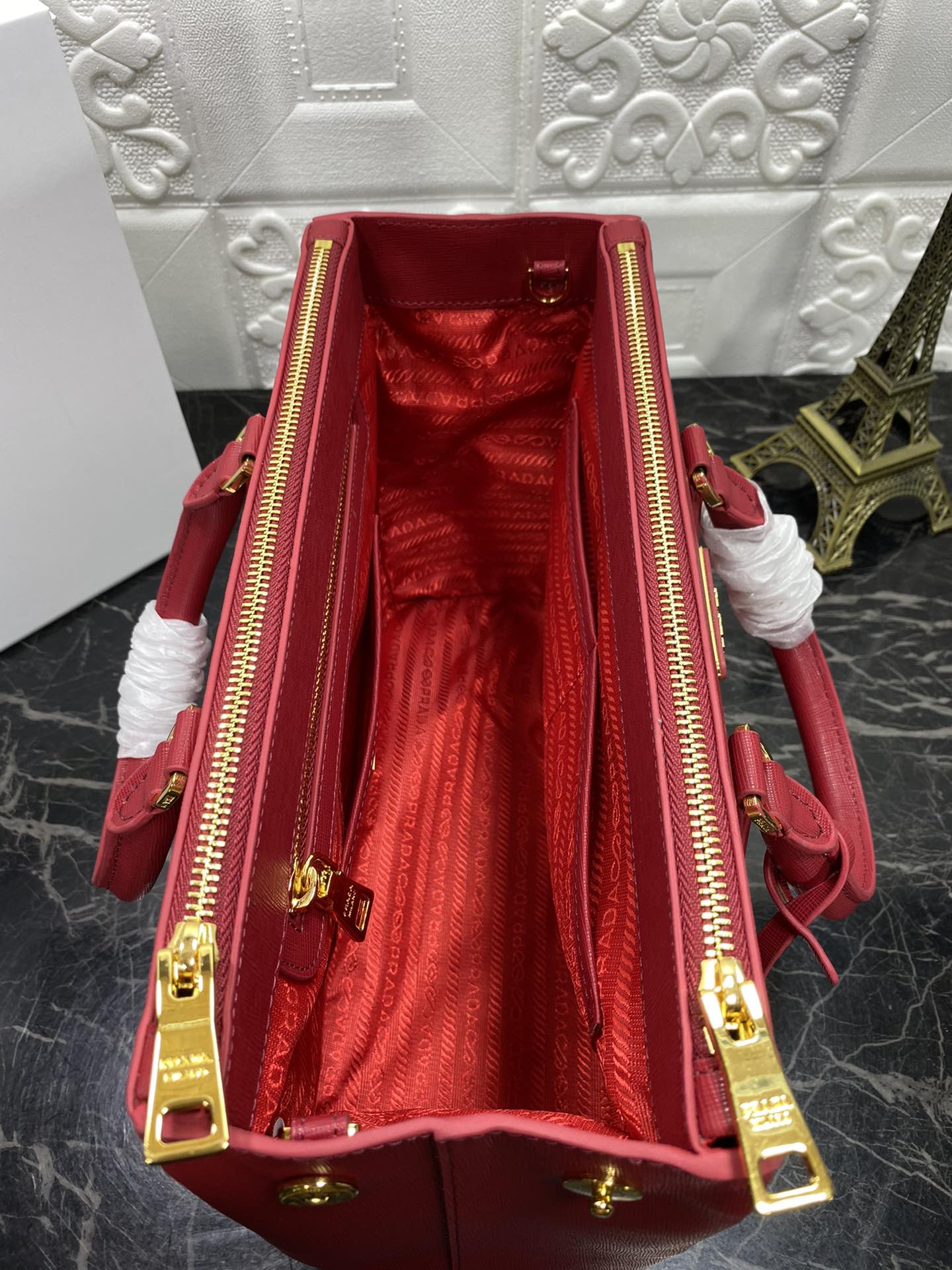 PRA GALLERIA 32 BAG IN CHERRY RED SAFFIANO LEATHER mysite