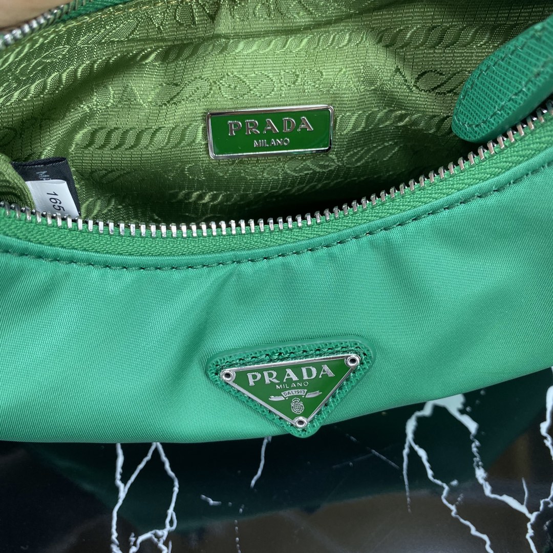 PRA HOBO 22 BAG IN COOL GREEN RE-NYLON mysite