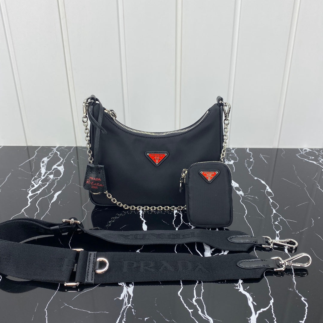 PRA HOBO 22 BAG IN BLACK RE-NYLON WITH RED LOGO mysite