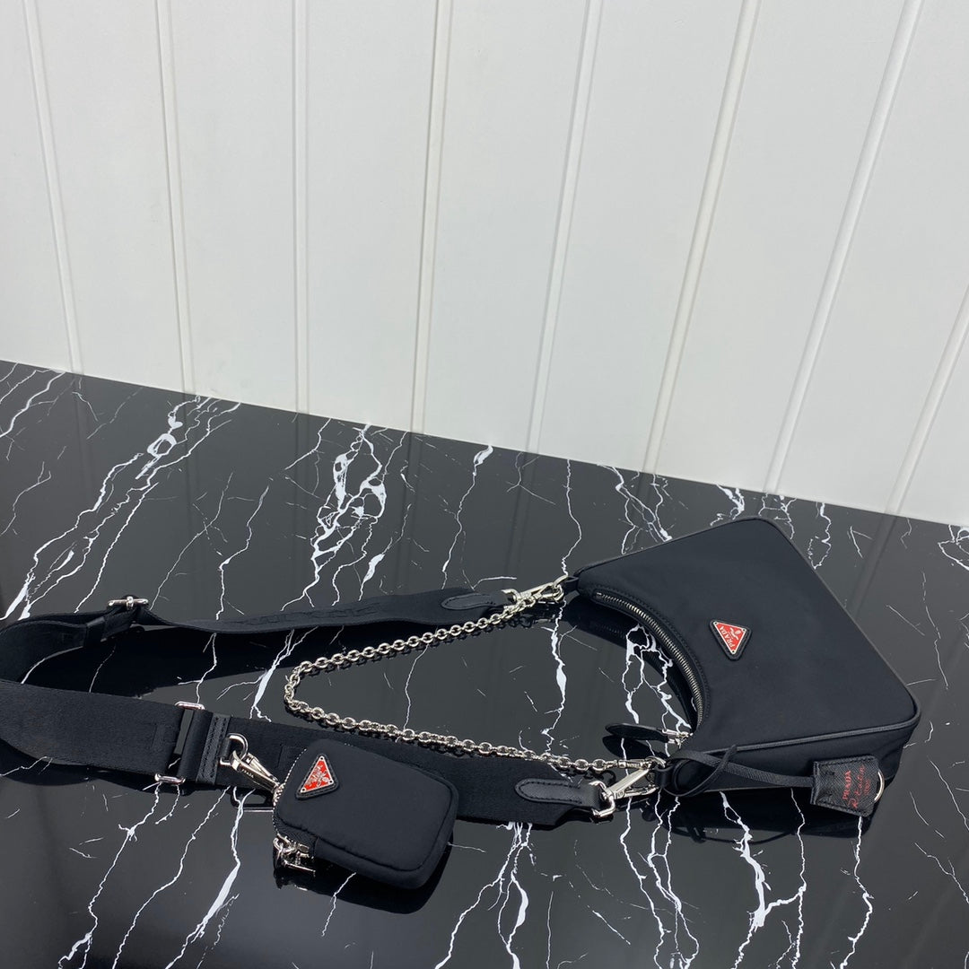 PRA HOBO 22 BAG IN BLACK RE-NYLON WITH RED LOGO mysite