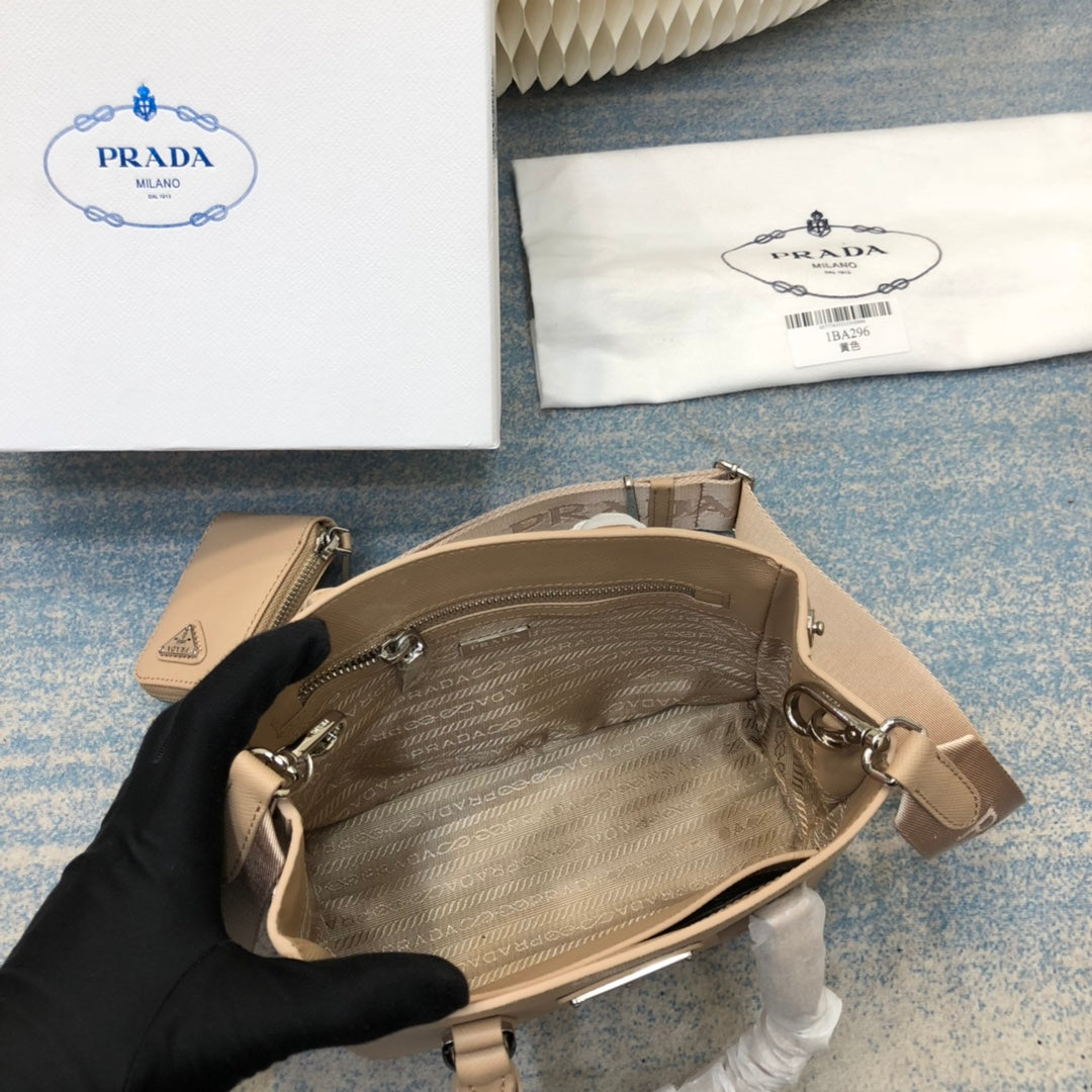 PRA MINI 23 BAG IN TAN BEIGE SAFFIANO LEATHER mysite