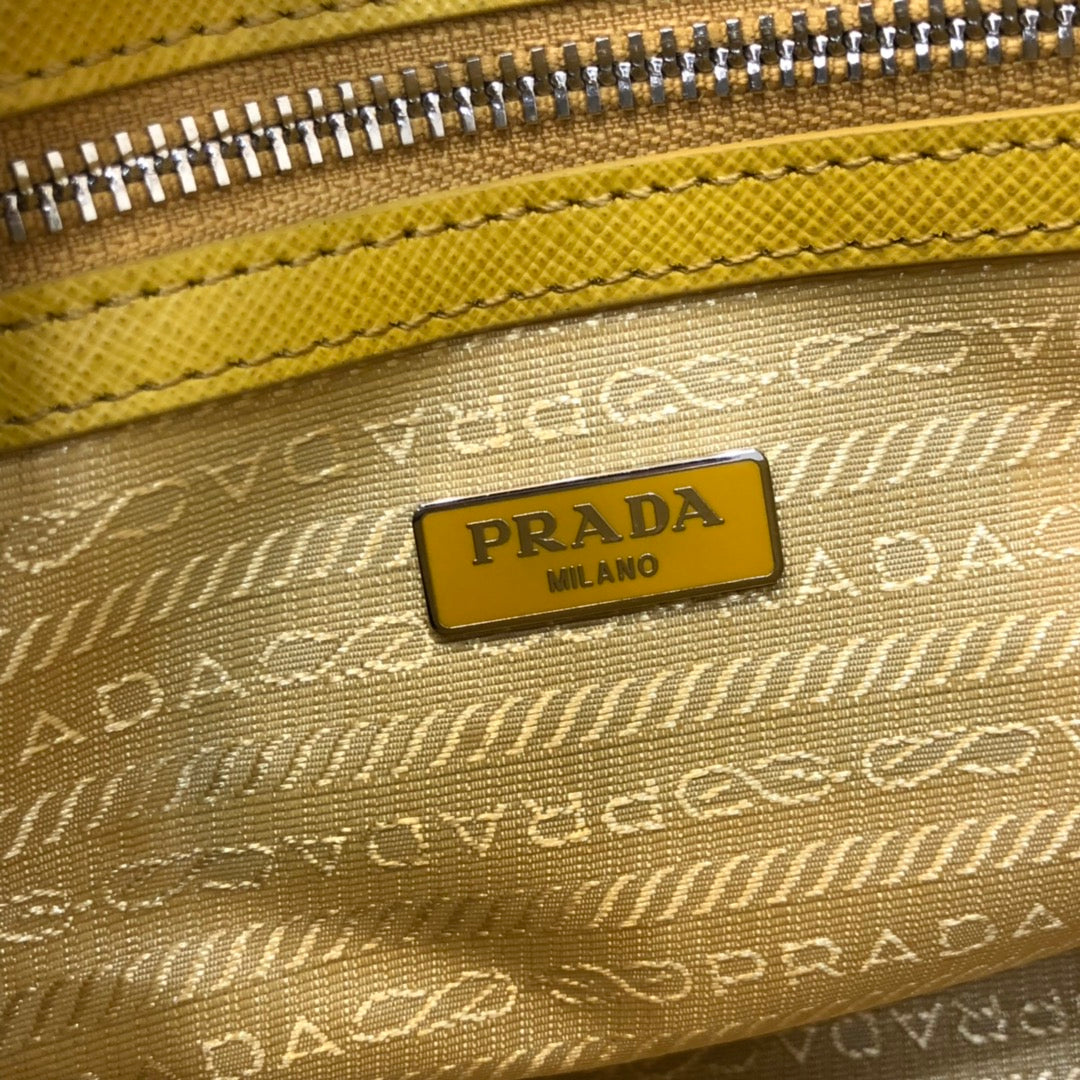 PRA MINI 23 BAG IN SUNNY YELLOW SAFFIANO LEATHER mysite