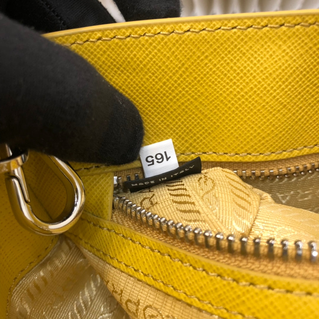 PRA MINI 23 BAG IN SUNNY YELLOW SAFFIANO LEATHER mysite