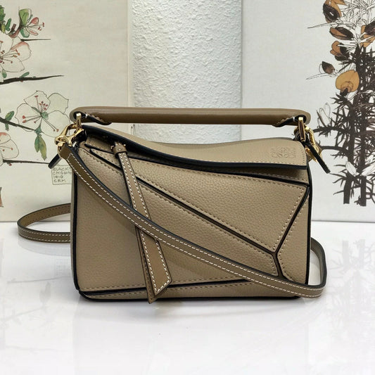LOE MINI 18 PUZZLE BAG IN DARK KHAKI GREEN CALFSKIN mysite