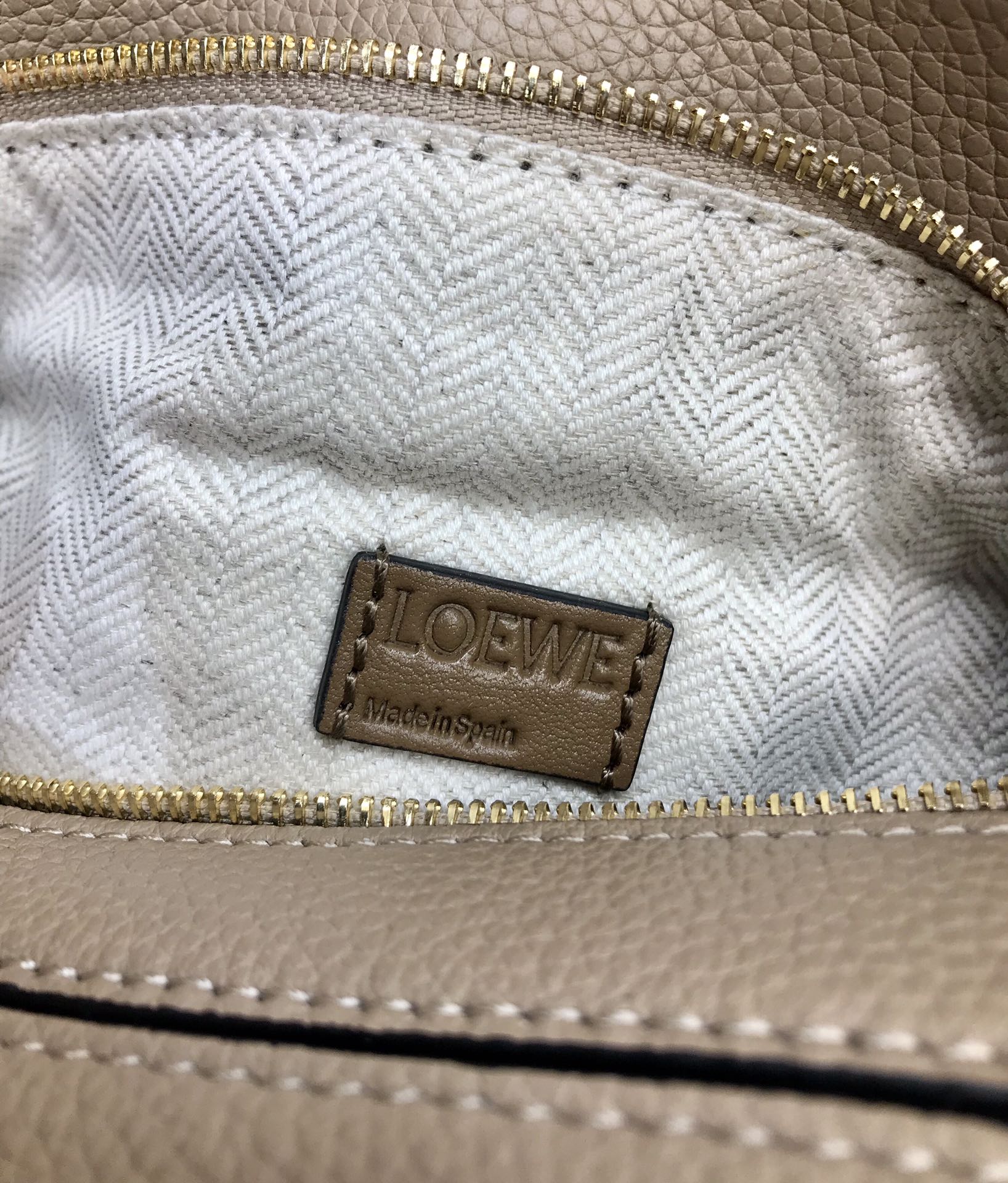 LOE MINI 18 PUZZLE BAG IN DARK KHAKI GREEN CALFSKIN mysite