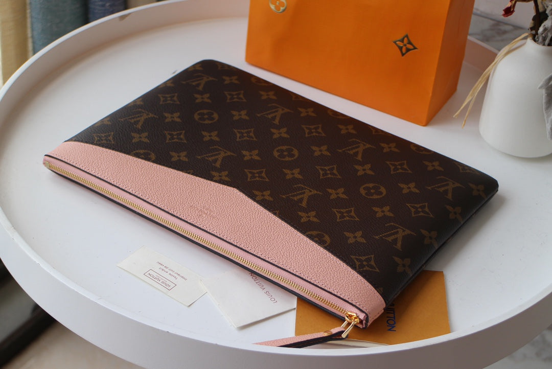LV M62048 Daily Pouch Brown Ballet Pink Monogram Canvas & Cowhide mysite