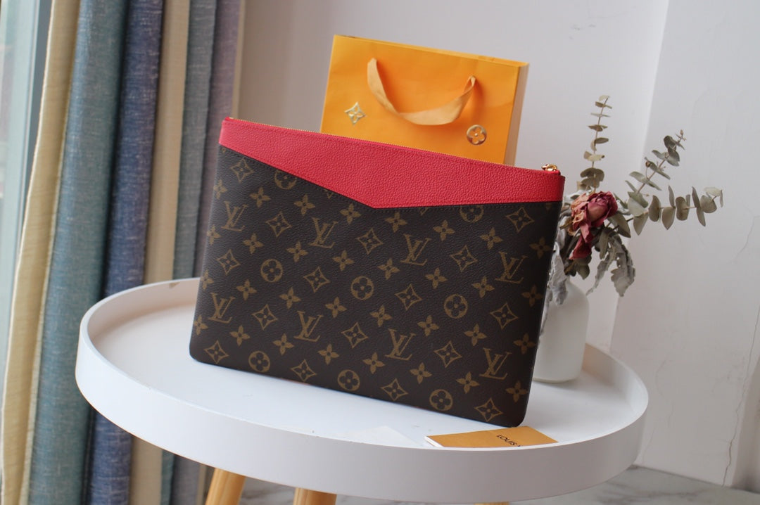 LV M62048 Daily Pouch Brown Red Monogram Canvas & Cowhide mysite