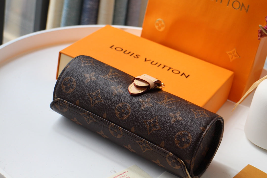 LV M47530 3 Watch Case Brown Beige Monogram Canvas & Cowhide HW mysite