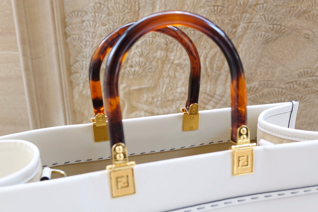 Fend Sunshine Large Bag 40.5 White Leather mysite