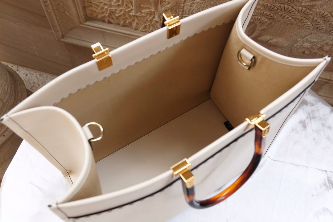 Fend Sunshine Large Bag 40.5 White Leather mysite