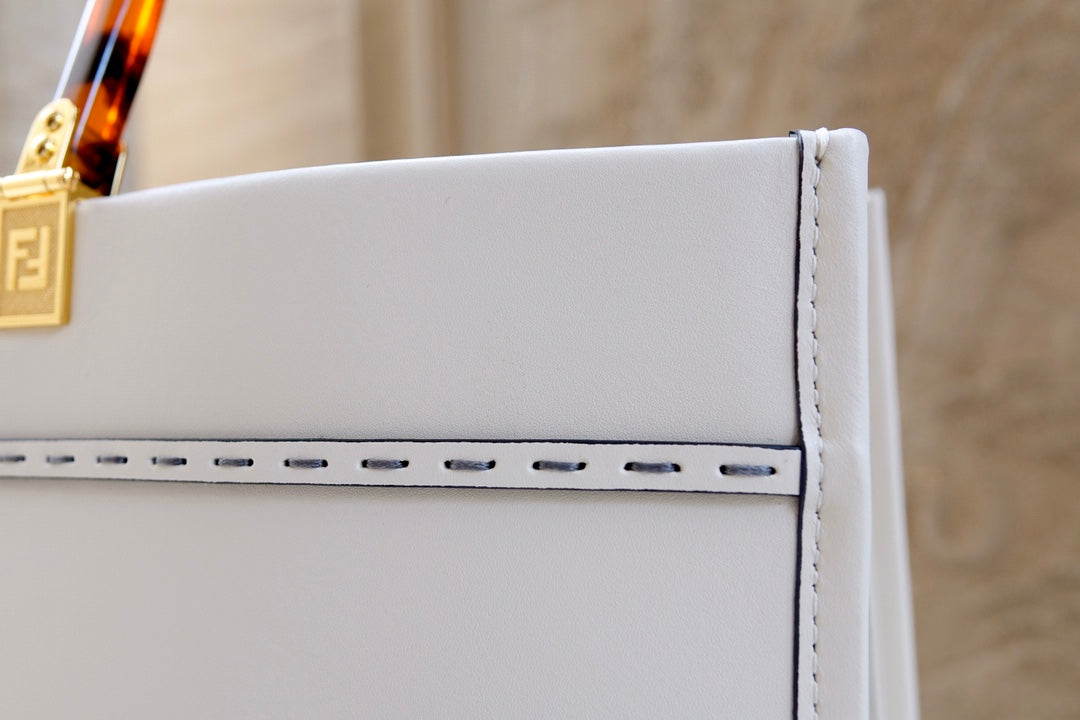 Fend Sunshine Large Bag 40.5 White Leather mysite