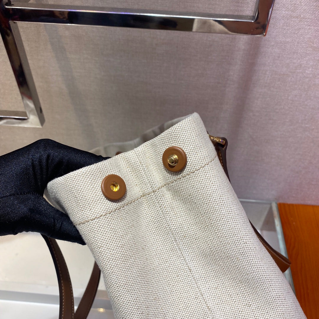 TOTE BAG 33 IN WHITE CANVAS AND BROWN CALFSKIN HANDLE mysite