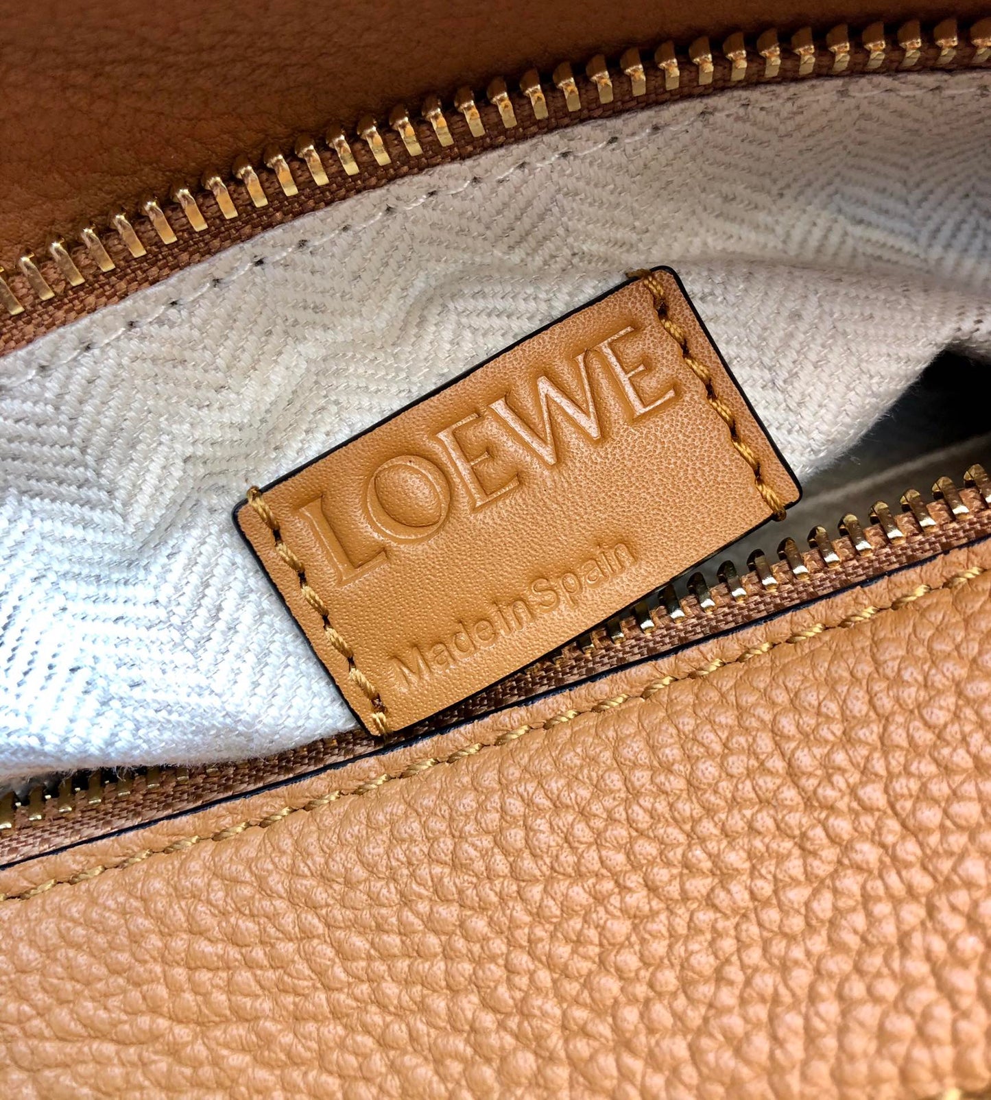 LOE MINI 18 PUZZLE BAG IN WARM DESERT CALFSKIN mysite