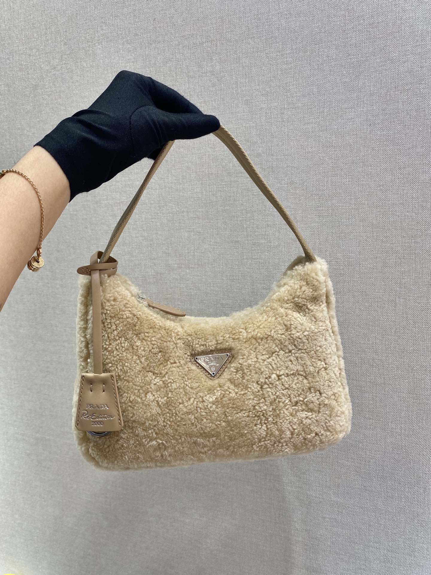 HOBO BAG 23 IN BEIGE SHEARLING mysite