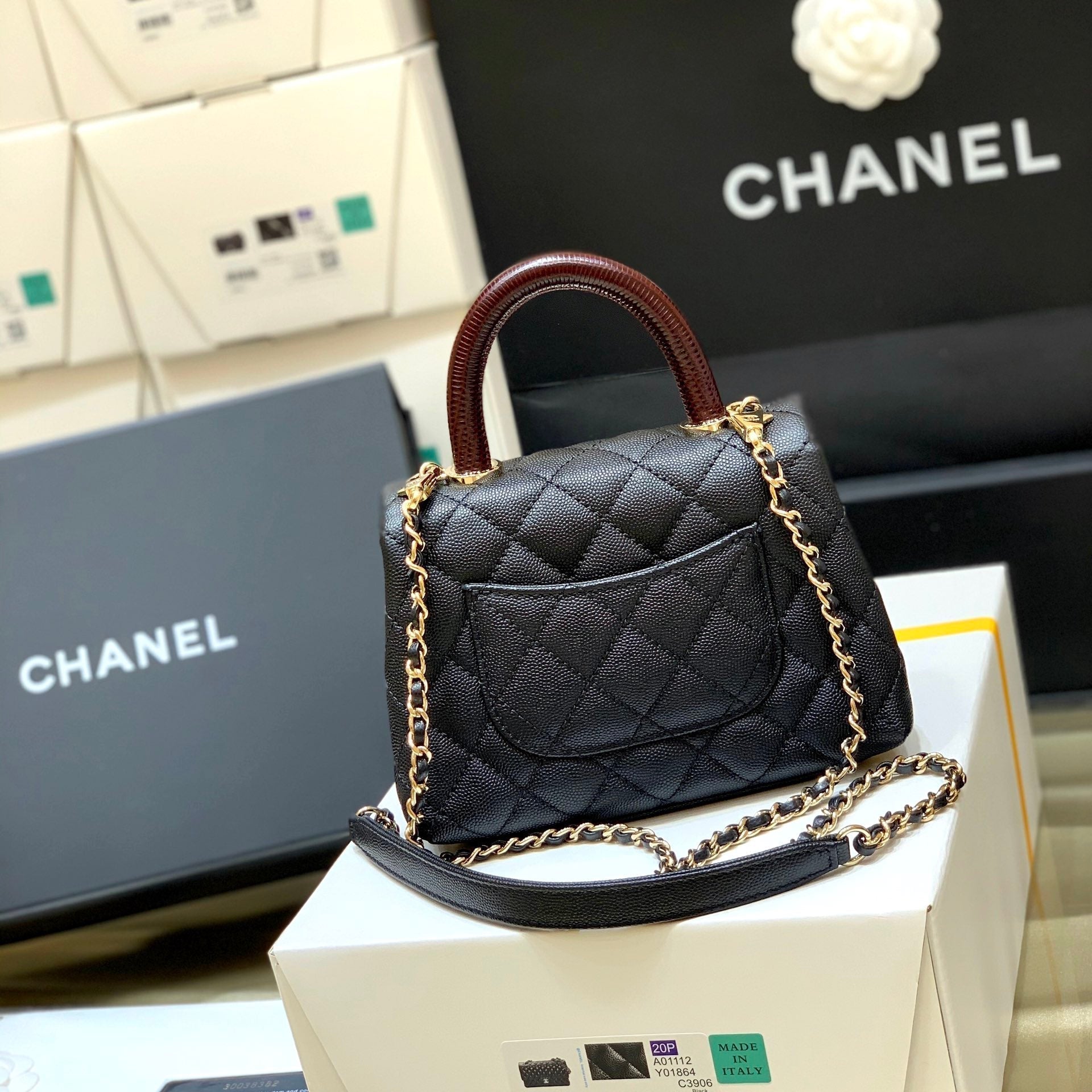 CC 24K Coco Hanle Mini 19cm Black Red Grained Calfskin Gold Hardware mysite