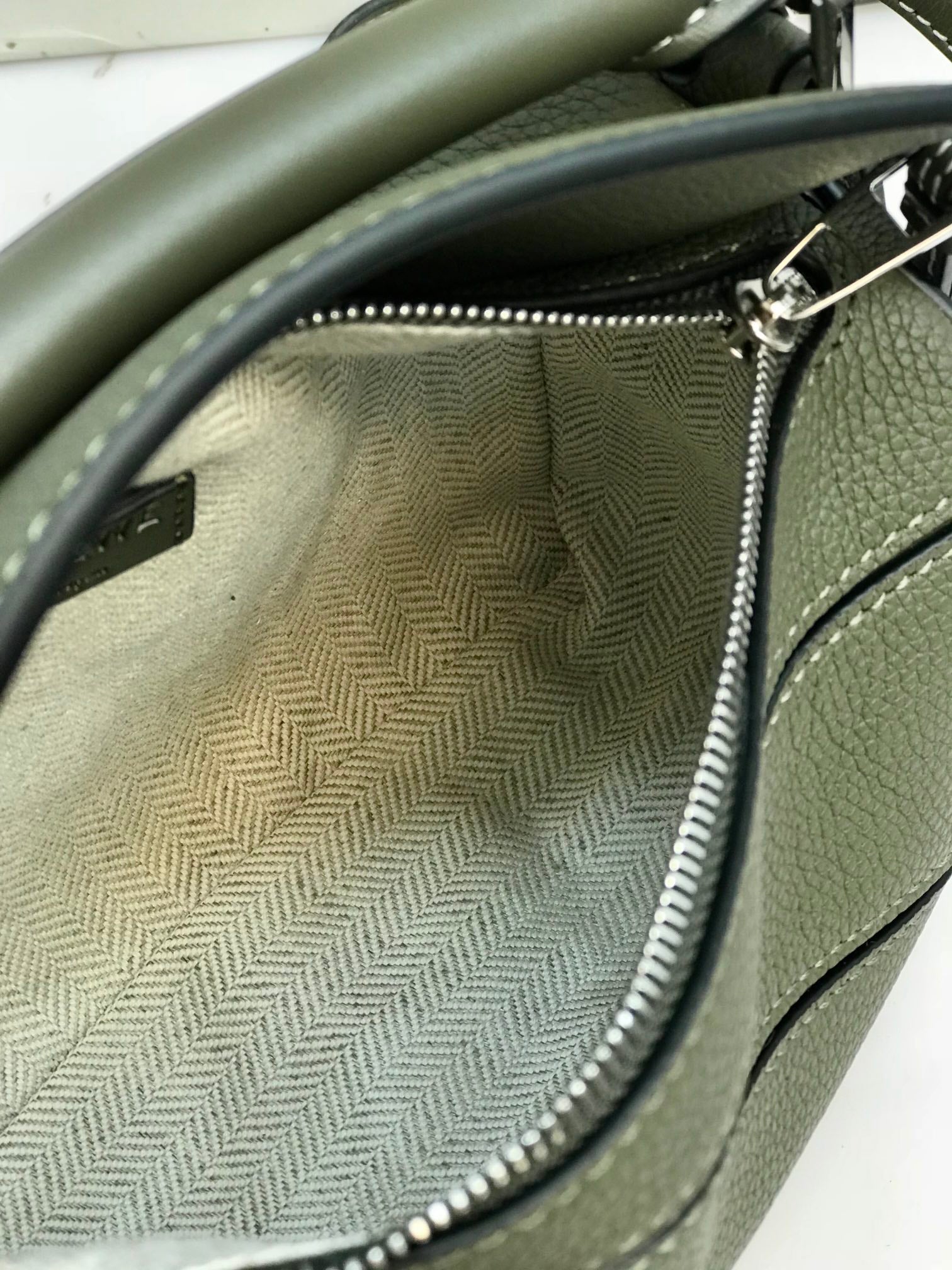 LOE MINI 18 PUZZLE BAG IN JUNIPER GREEN CALFSKIN mysite