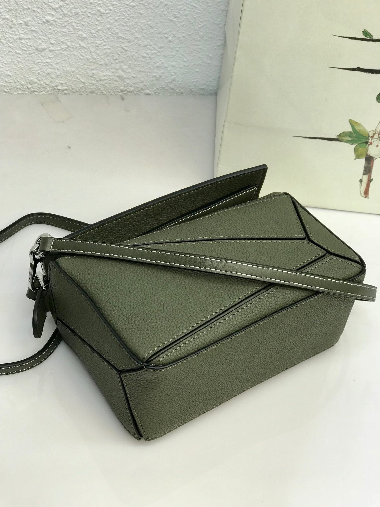 LOE MINI 18 PUZZLE BAG IN JUNIPER GREEN CALFSKIN mysite