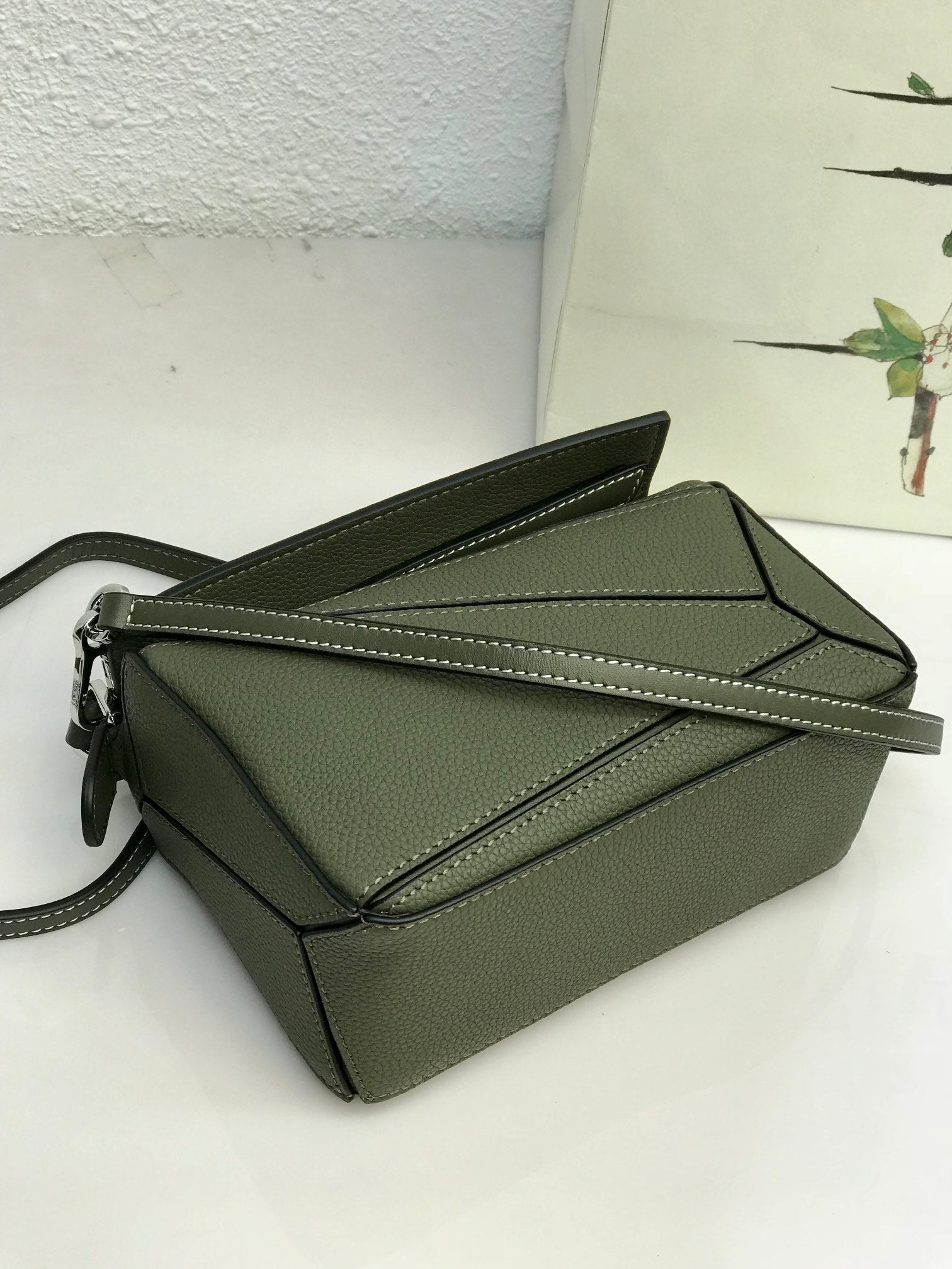 LOE MINI 18 PUZZLE BAG IN JUNIPER GREEN CALFSKIN mysite
