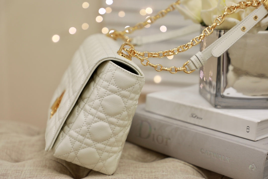 LARGE CARO BAG 28 WHITE CALFSKIN mysite