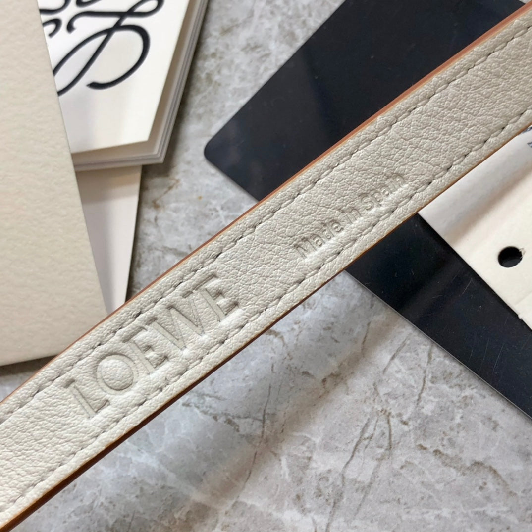 LOE SQUARE BASKET BAG 28 IN NATURAL RAFFIA AND WHITE CALFSKIN mysite