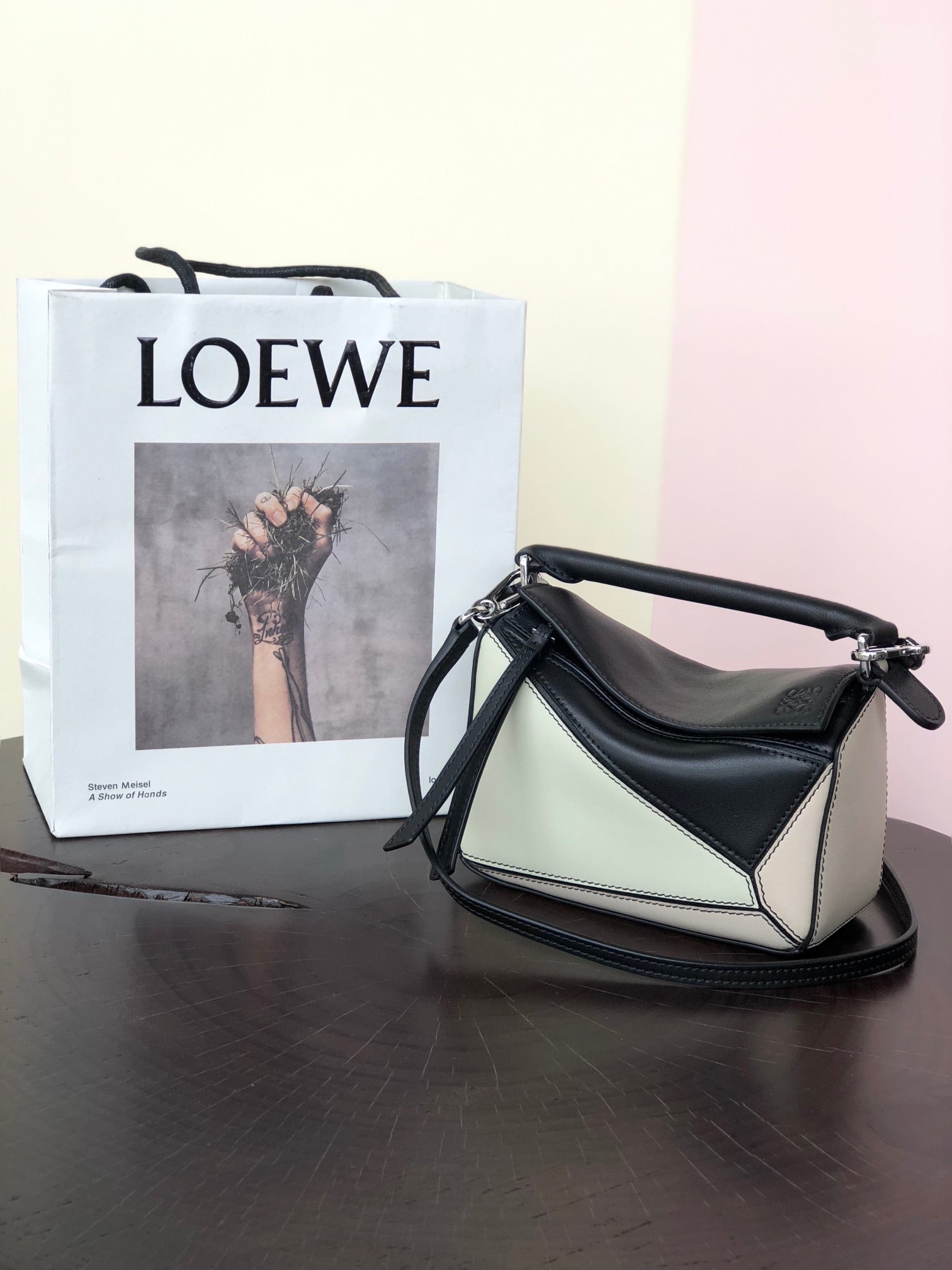 LOE MINI 18 PUZZLE BAG IN WHITE MIX BLACK CALFSKIN mysite