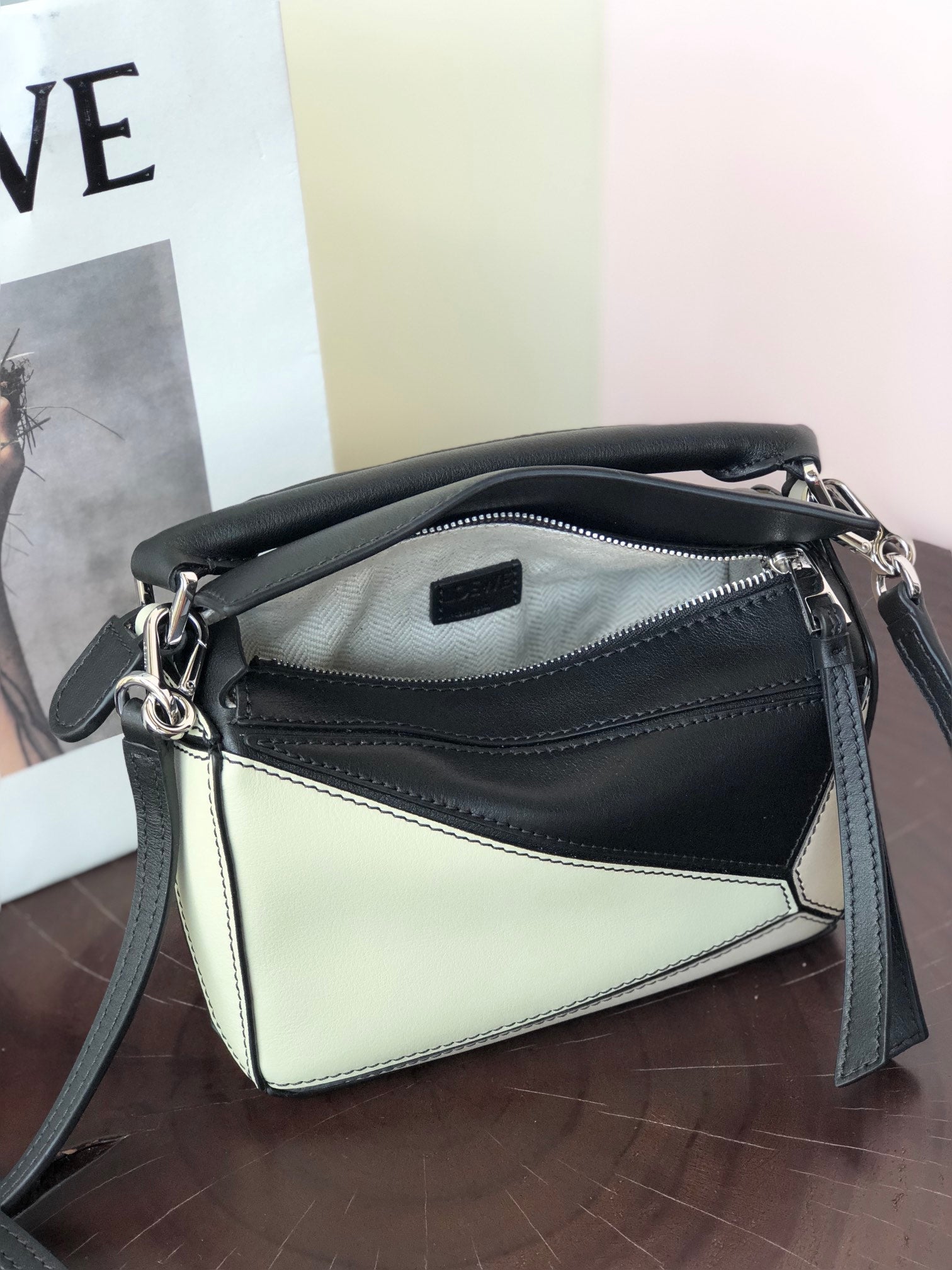 LOE MINI 18 PUZZLE BAG IN WHITE MIX BLACK CALFSKIN mysite