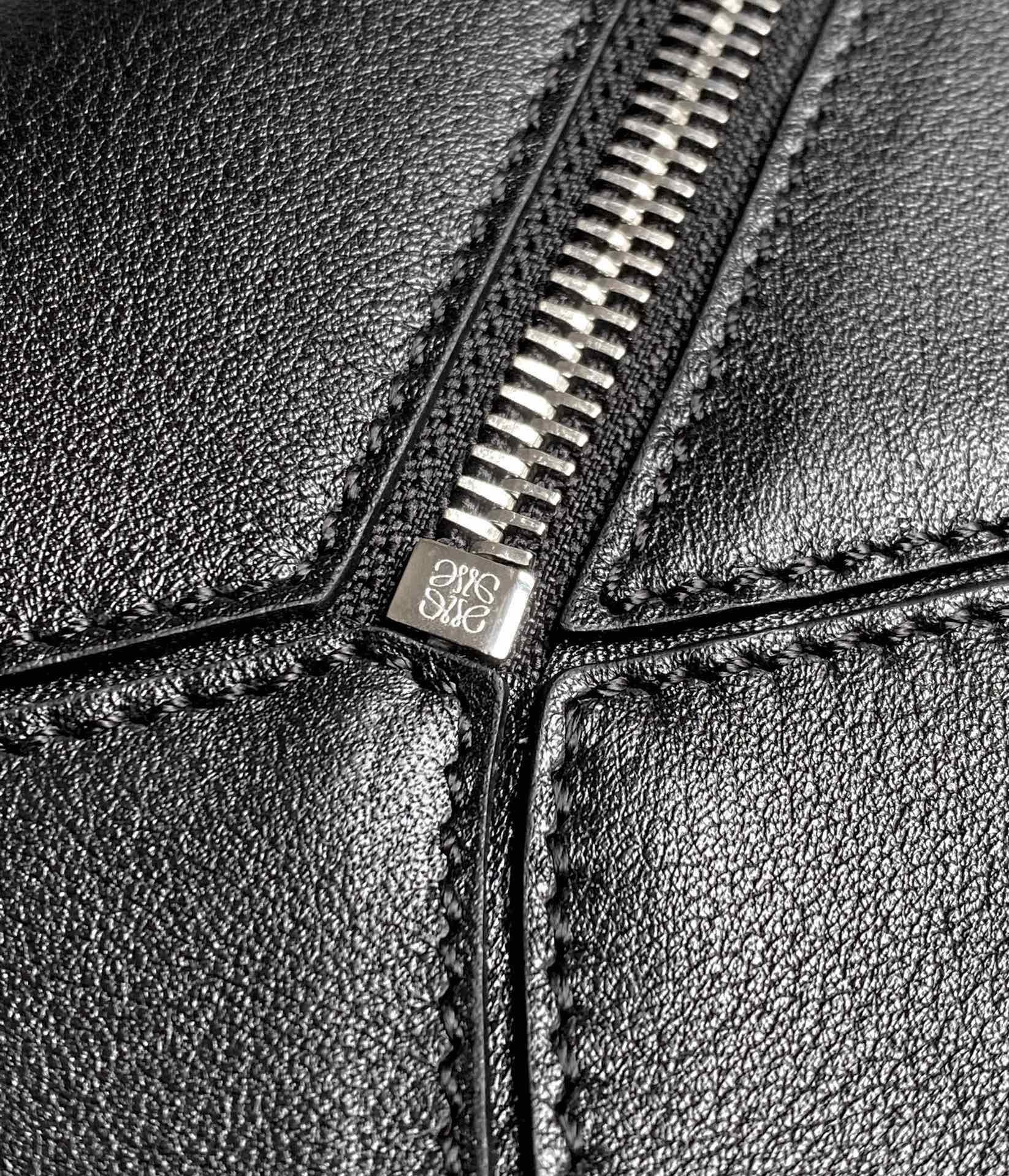 MEDIUM 29 PUZZLE BAG IN BLACK SOFT GRAINED CALFSKIN mysite