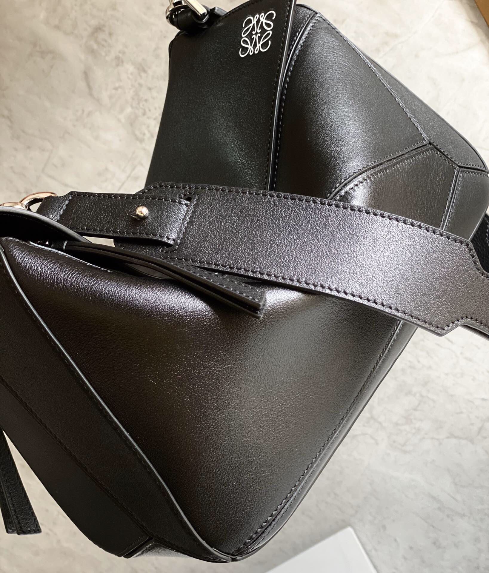 MEDIUM 29 PUZZLE BAG IN BLACK SOFT GRAINED CALFSKIN mysite