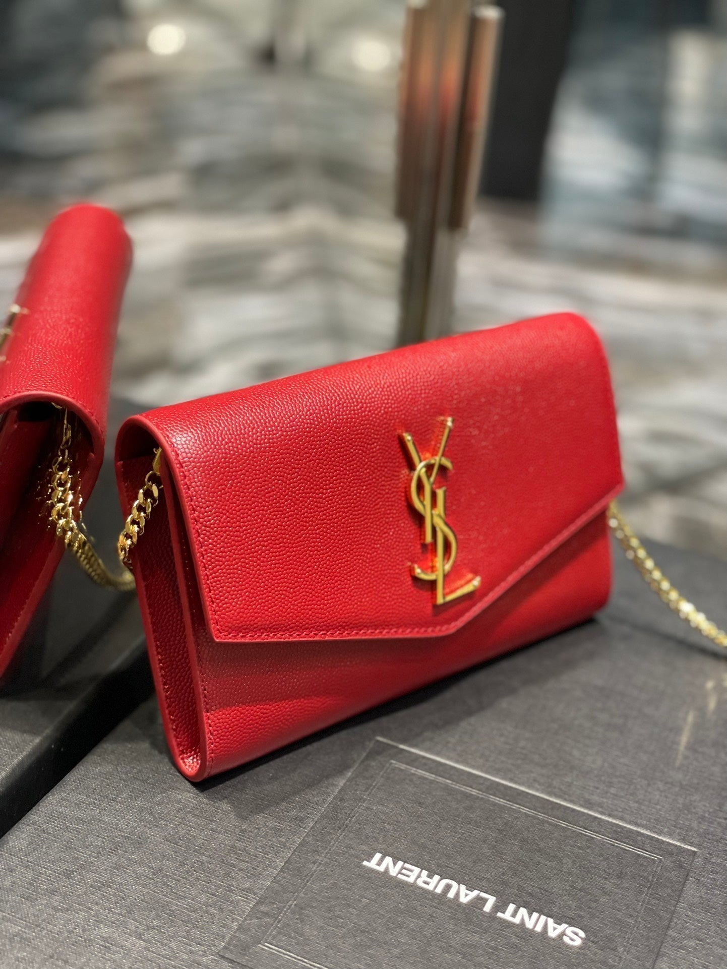 UPTOWN CHAIN WALLET 19 RED GRAINED CALFSKIN mysite