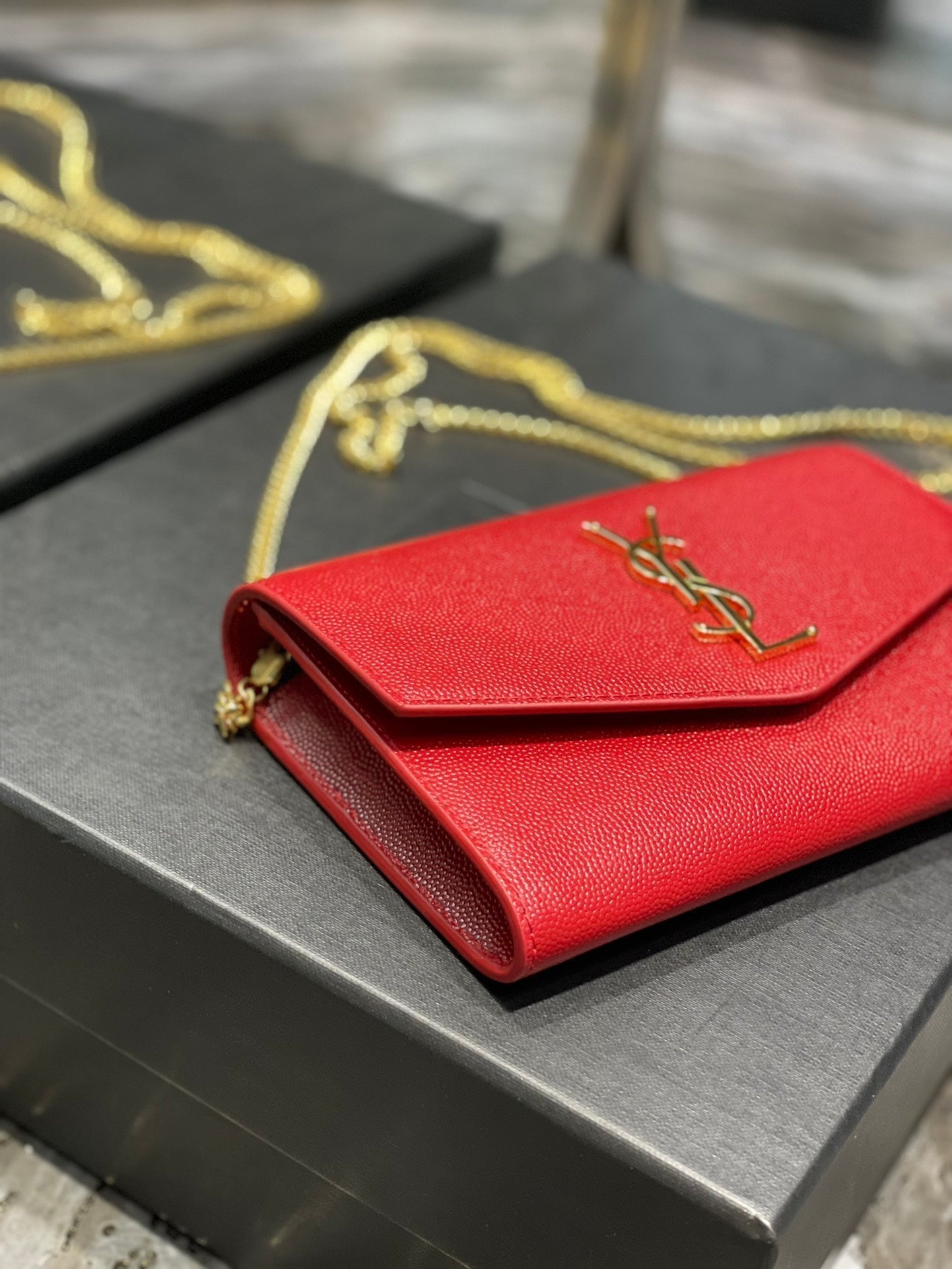 UPTOWN CHAIN WALLET 19 RED GRAINED CALFSKIN mysite