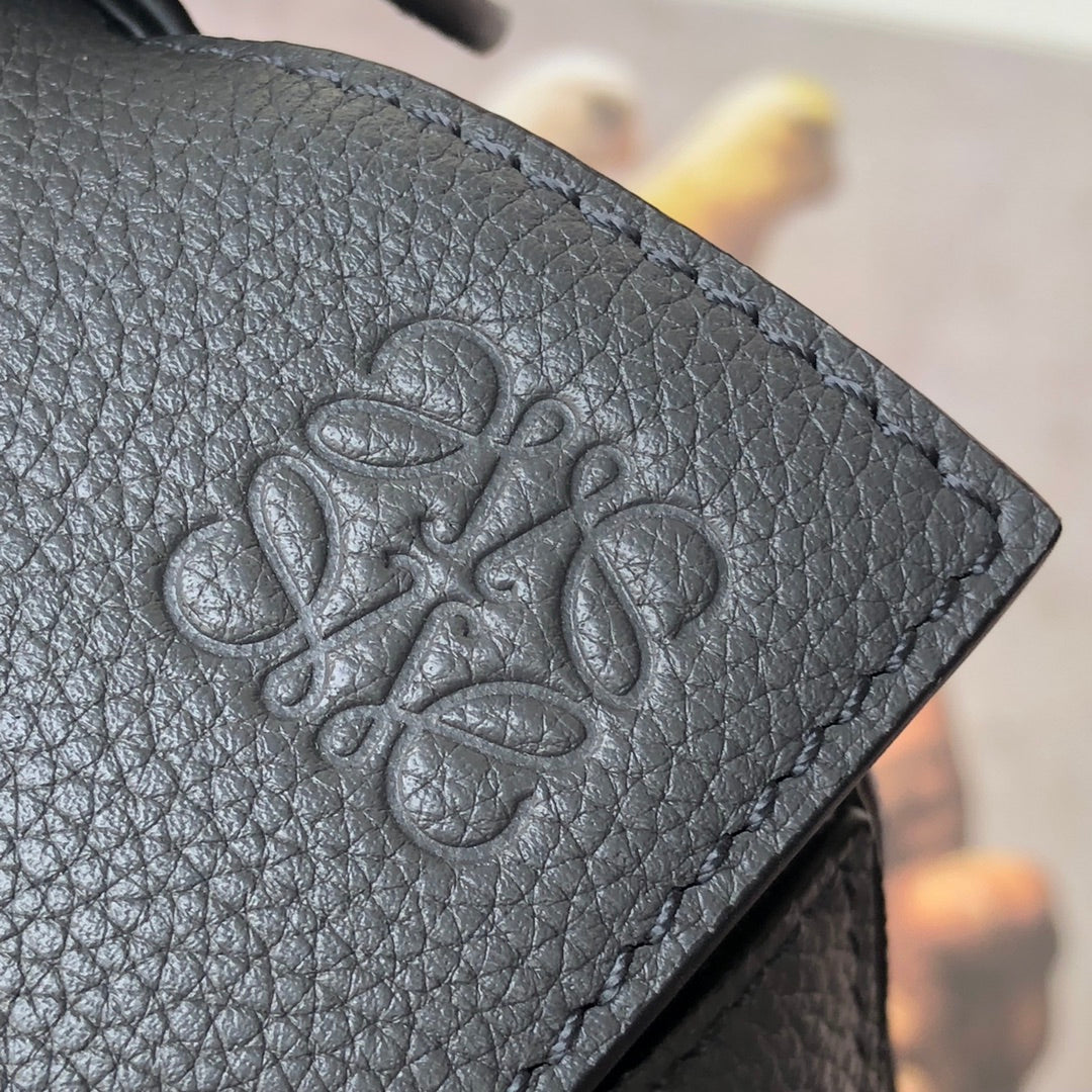 SMALL PUZZLE 24 BAG IN CLASSIC BLACK CALFSKIN mysite