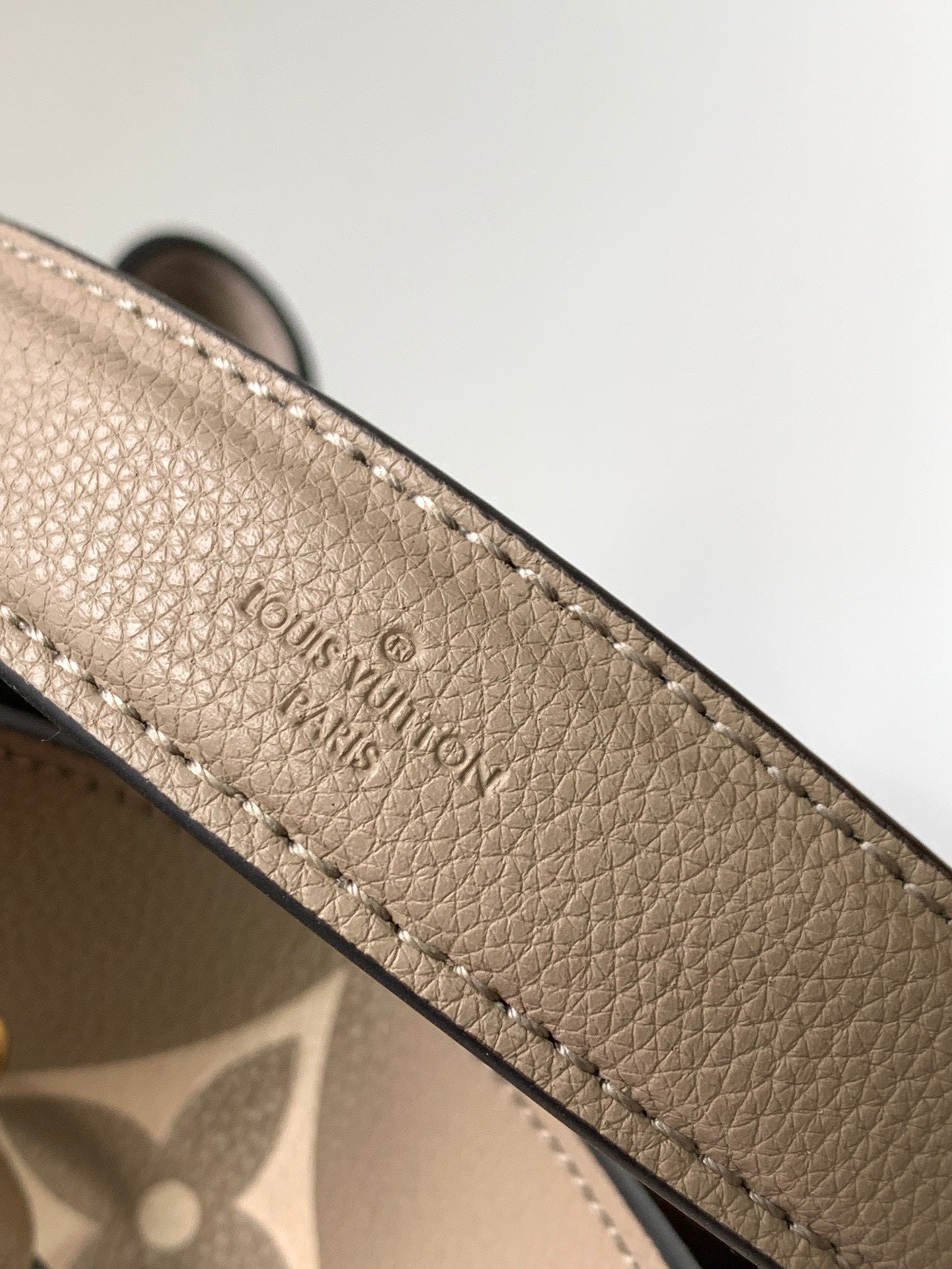 LV NéoNoé MM Tourterelle Gray & Cream  Embossed Monogram Empreinte Cowhide 268066 mysite