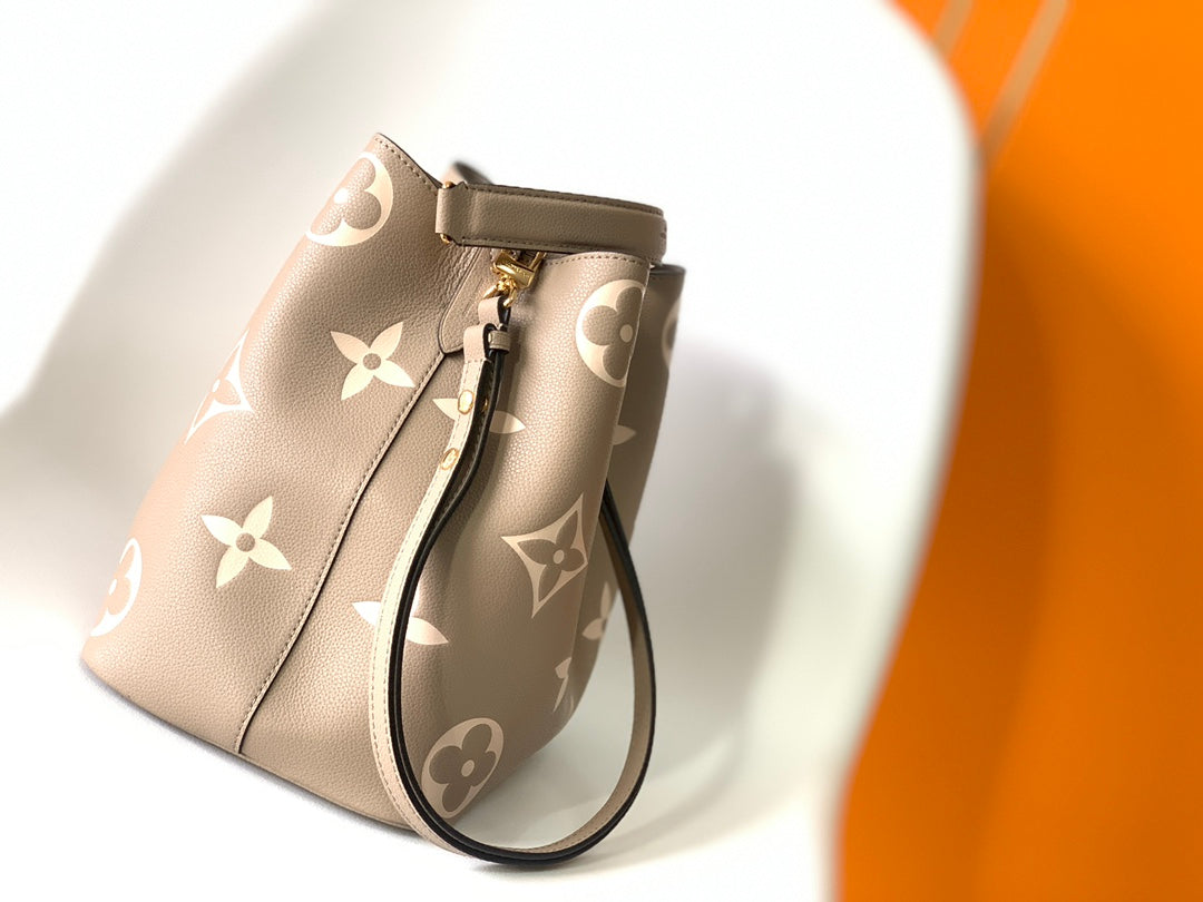 LV NéoNoé MM Tourterelle Gray & Cream  Embossed Monogram Empreinte Cowhide 268066 mysite